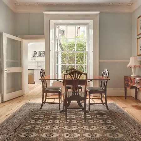 Georgian 2 Bedroom Flat On Gloucester Road Apartment Bristol